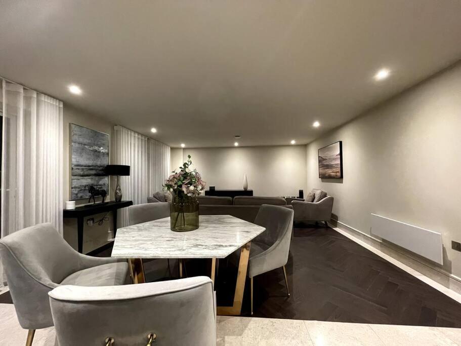 Апартаменты 2Br Urban Vista Retreat Chcl F7 Чигуэлл Экстерьер фото