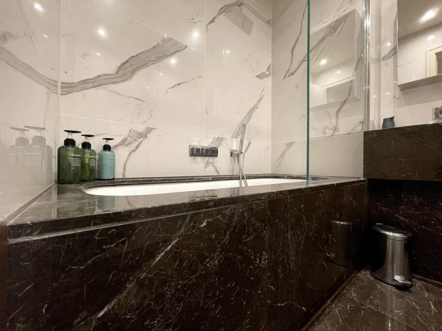 Апартаменты 2Br Urban Vista Retreat Chcl F7 Чигуэлл Экстерьер фото